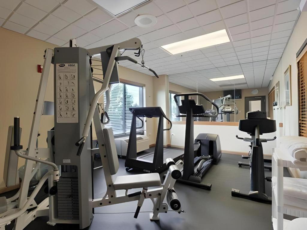 Comfort Inn & Suites Watford City Kültér fotó